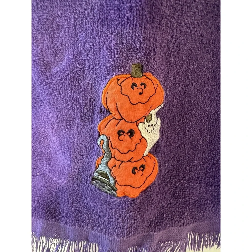 Vintage Sonoma Halloween Hand Towel Purple Pumpkins Ghost GUC
